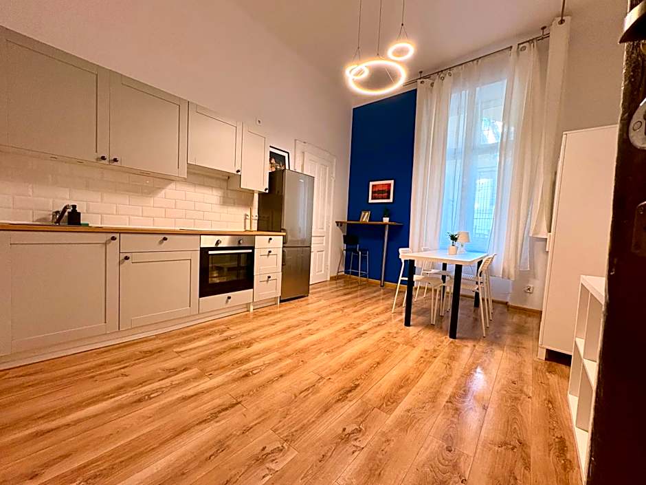 Roller Aparthotel