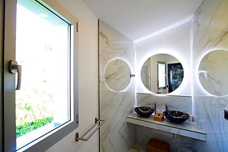 Suite with Partial Sea View