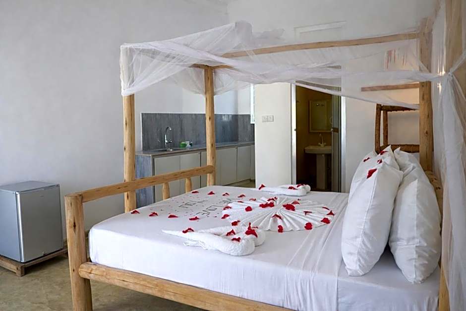 AROYA Boutique Hotel