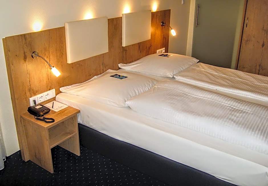 Photo 1 of 24 of Hotel Daniel