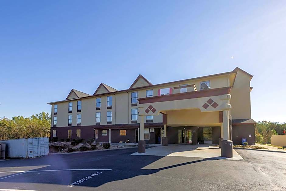 Clarion Pointe