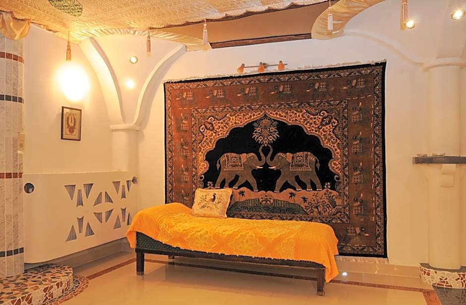 Geinberg Suites & Via Nova Lodges