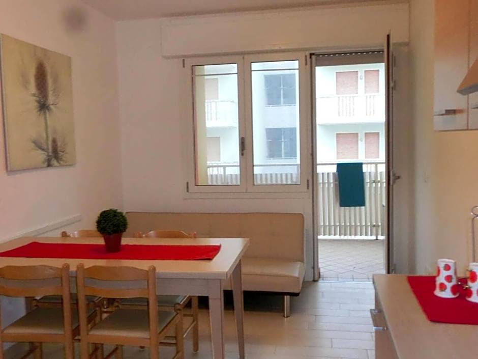 Lovely flat close to the beach-Beahost