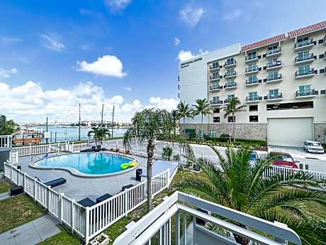 Sunrise Resort Motel South