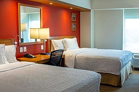Room with Two Queen Beds - Non-Smoking