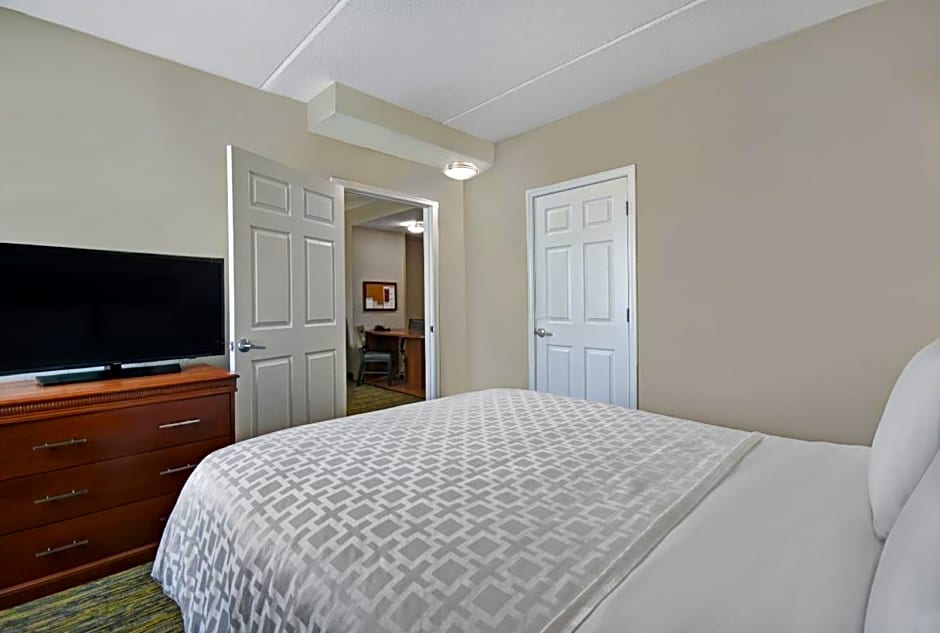 Candlewood Suites Mooresville/Lake Norman,NC, an IHG Hotel