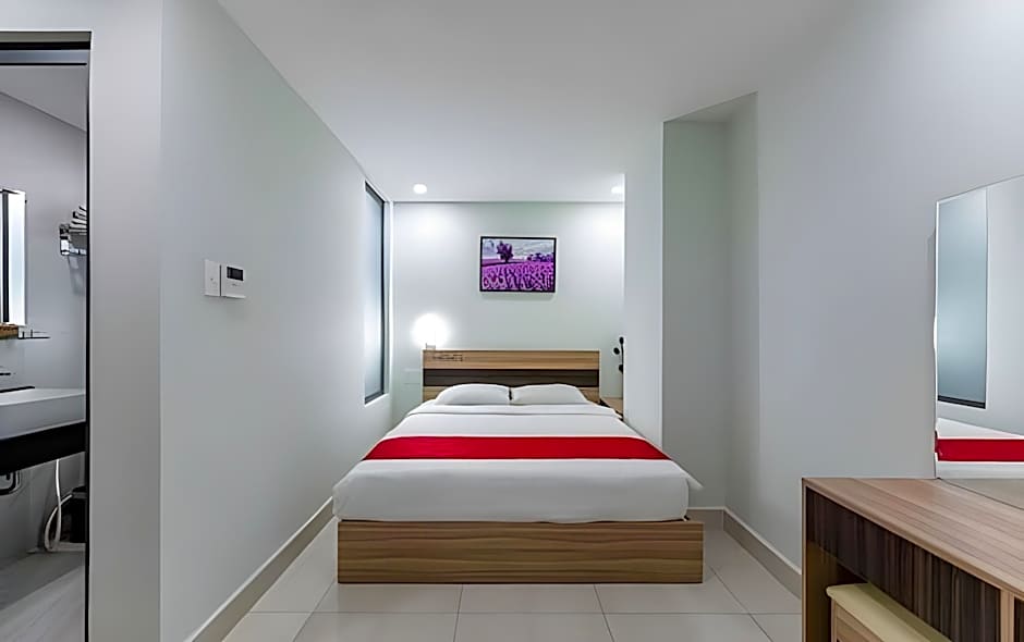 Cherry Hotel and Apartment