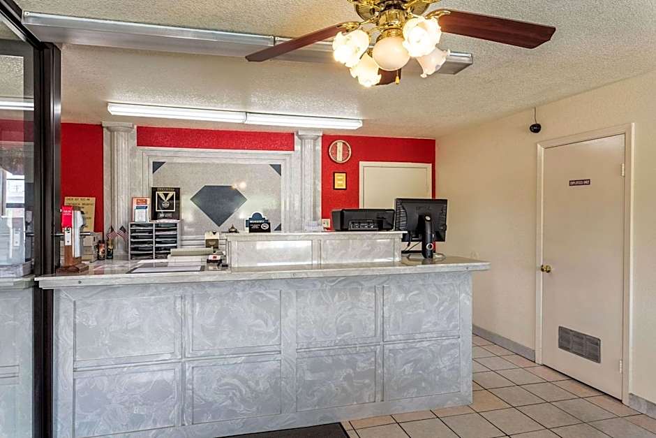 Econo Lodge & Suites Brinkley