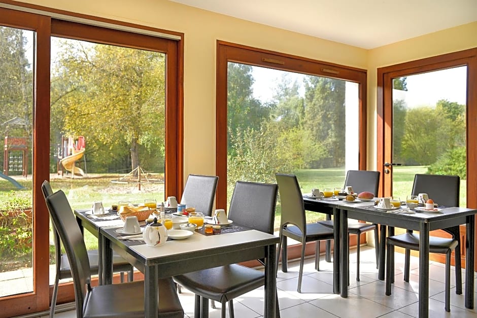 Hôtel Restaurant Le Relais De Pouilly