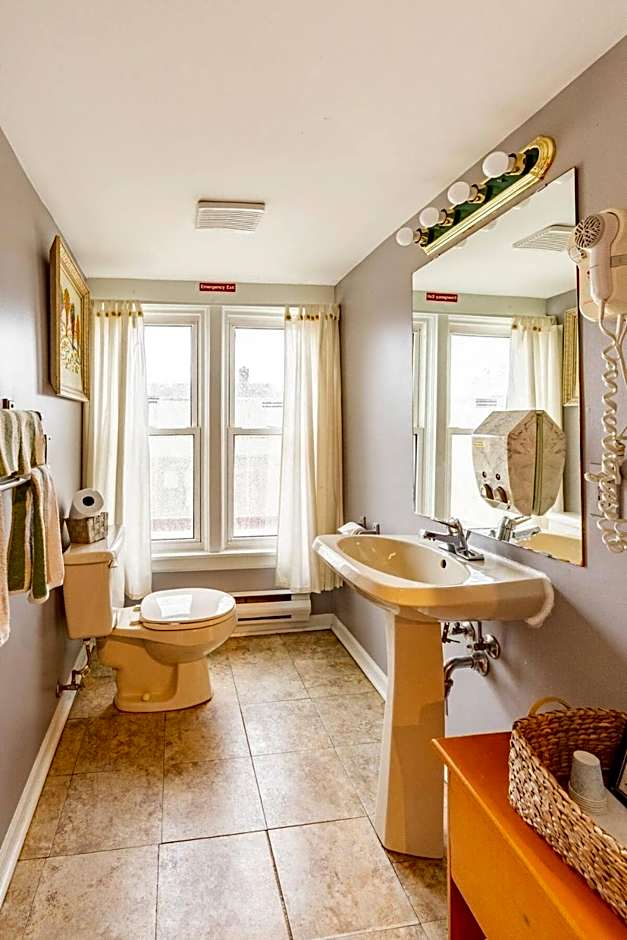 Ye Olde Walkerville Bed & Breakfast