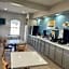 Days Inn by Wyndham Centerville