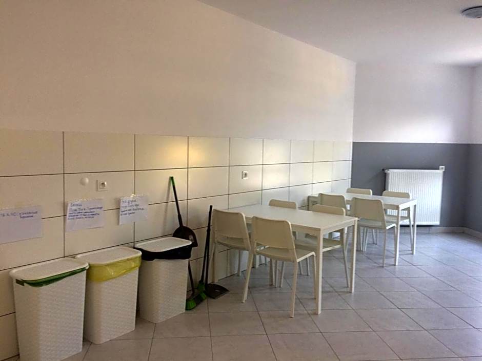 Hostelik Przy Przystanku