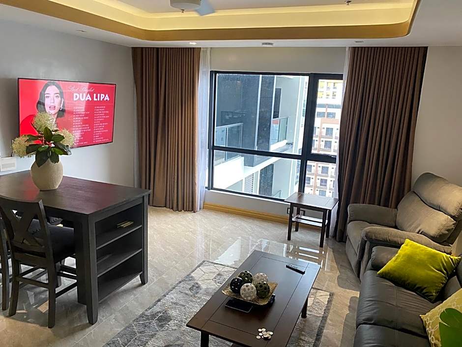 Walking Street Condo Beautiful 1 king bedroom