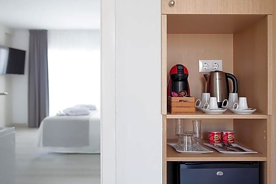 Playaolid Suites & Apartments