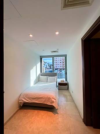 Deluxe Suite with Sea View