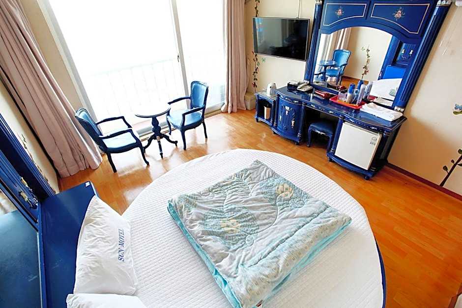 Sun Motel