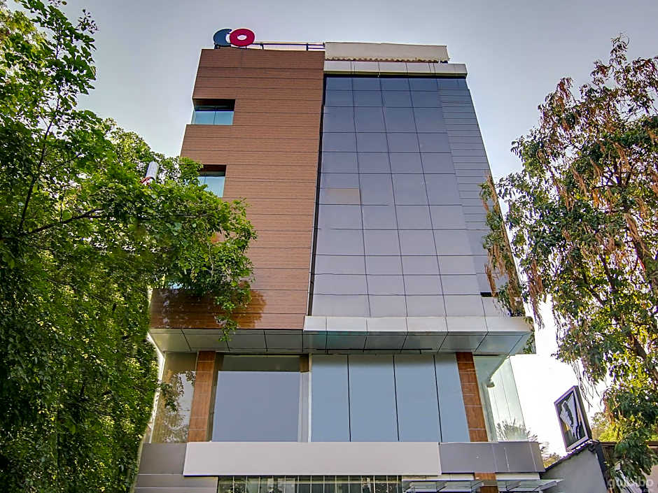 Vihaari 24 Business Hotel