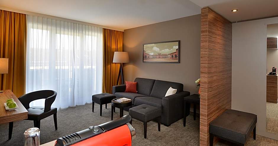 Best Western Plus Delta Park Hotel