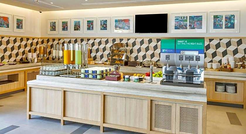 Holiday Inn Express Bangkok Sathorn By IHG