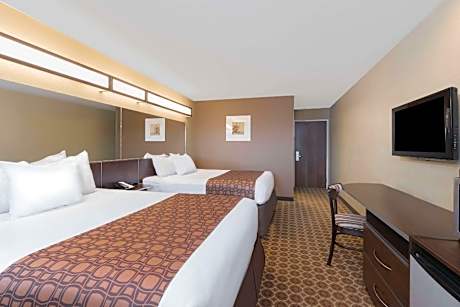 2 Queen Beds Non-Smoking
