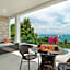 Tropical Sea View Residence