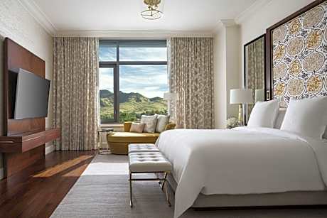Deluxe Accessible Room two double beds
