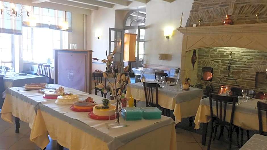 Hotel Restaurant Aux Armes D'Estaing - KB HOTEL GROUP