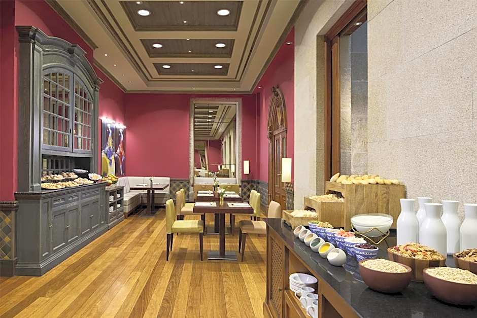NH Collection Vigo