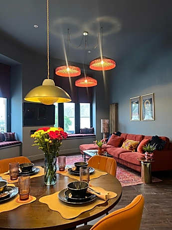 The Bank - Rooms & Apartments by Coorie Doon Stays