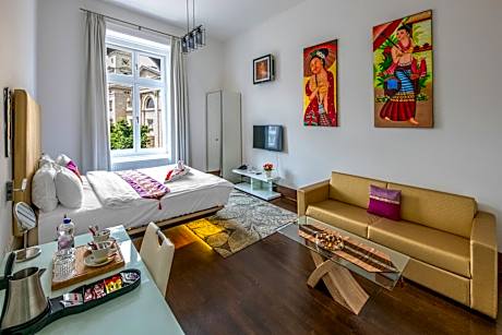 Junior Suite with Basilica View