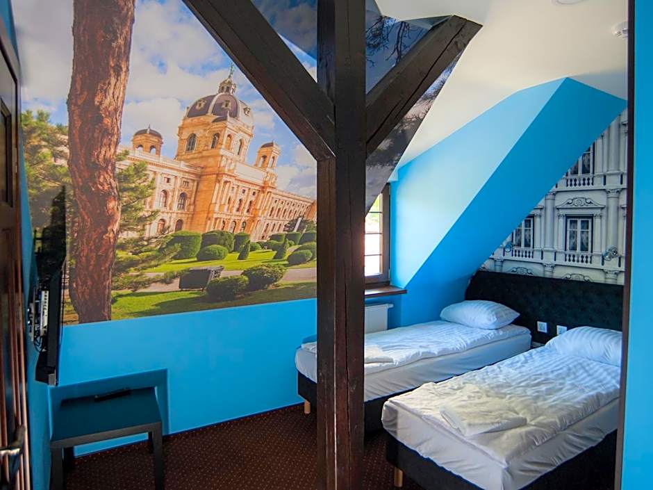 World Hostel - Old Town