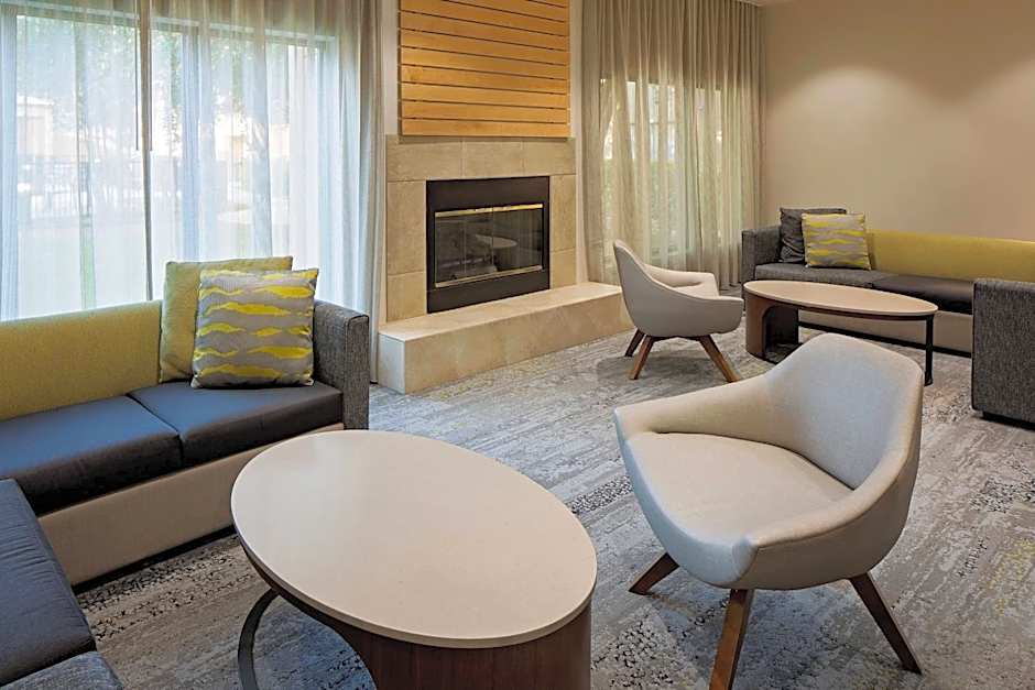Photo 1 of 25 of Courtyard by Marriott Houston Westchase