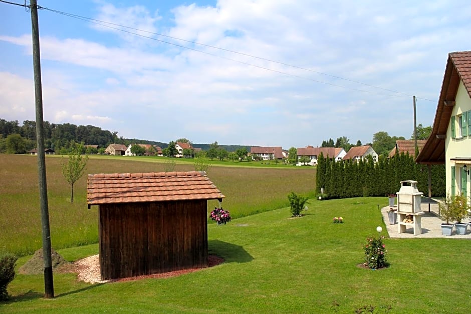Les Petites Chambres de la Bleue Maison