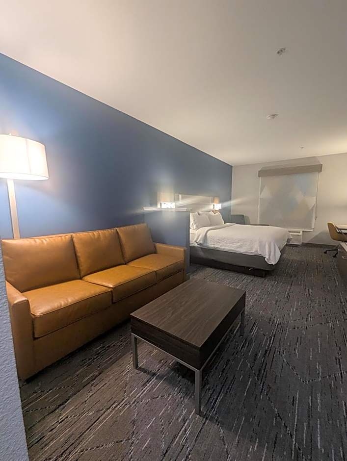 Holiday Inn Express Hotel & Suites Loveland By IHG