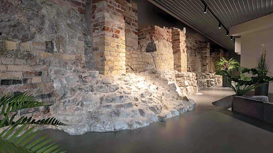 Wellton Riverside SPA Hotel