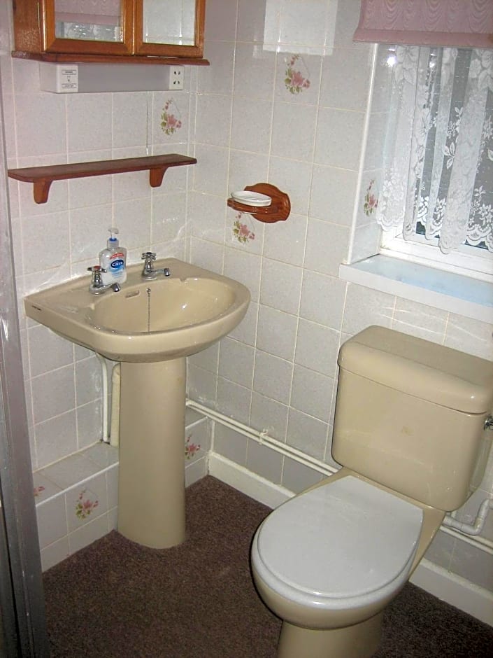 Four seasons Guest House