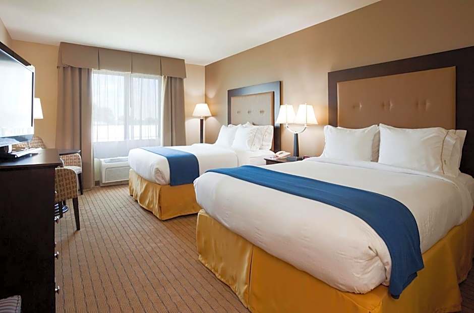 Holiday Inn Express & Suites Verona By IHG