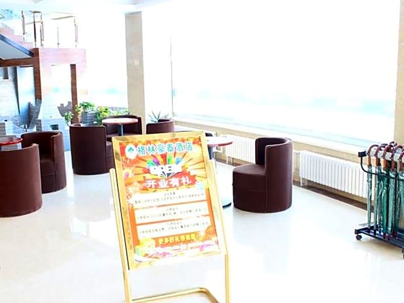 Greentree Inn Zhangjiakou Yu County Bus Station Business Hotel
