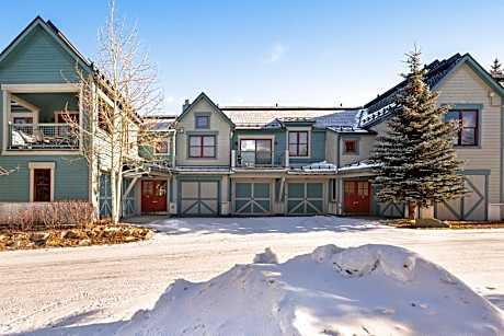 Main Street Junction