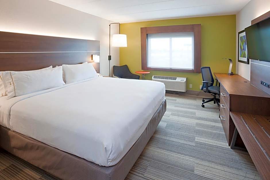 Holiday Inn Express Roseville-St. Paul By IHG