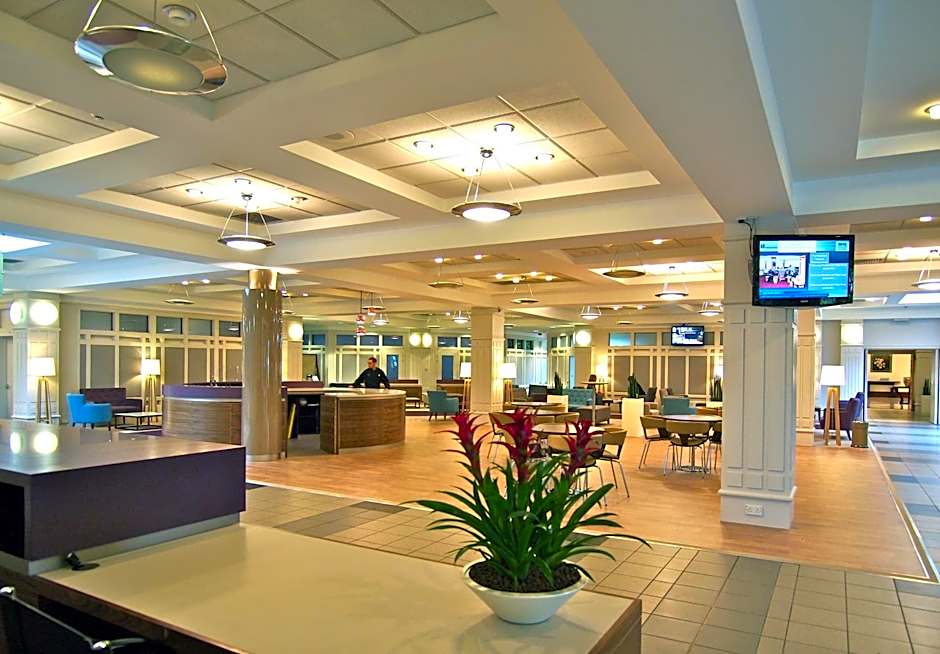 Golden Jubilee Conference Hotel