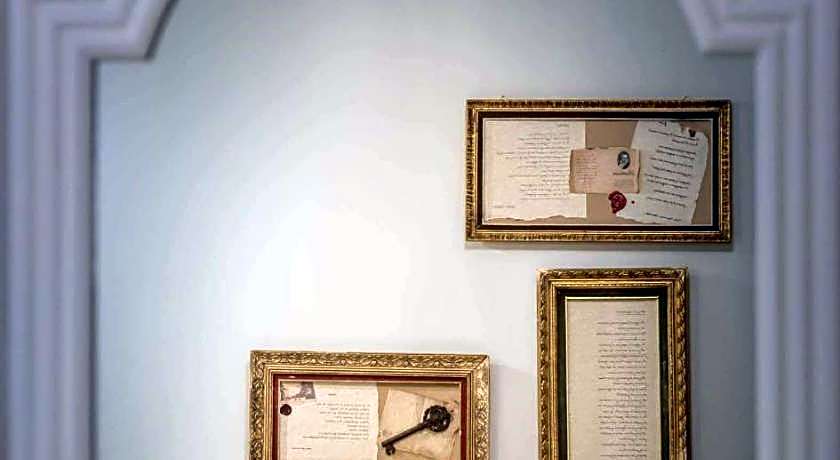 Kyria Boutique House