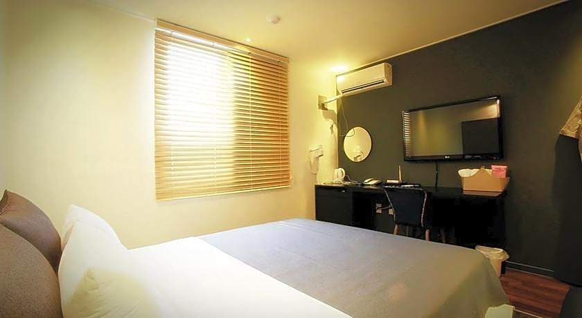 Chuncheon Urbane Hotel