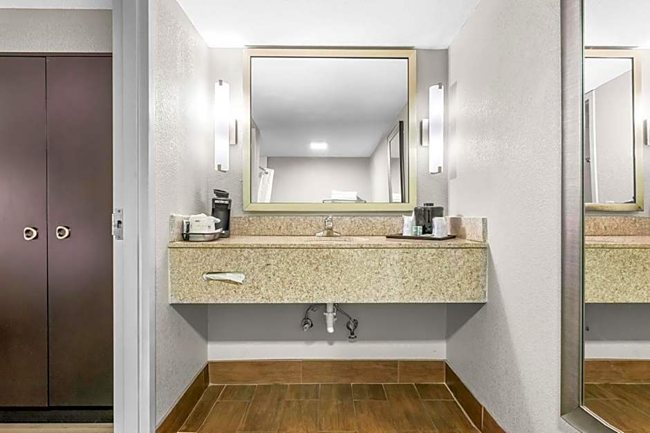 Best Western Executive Suites