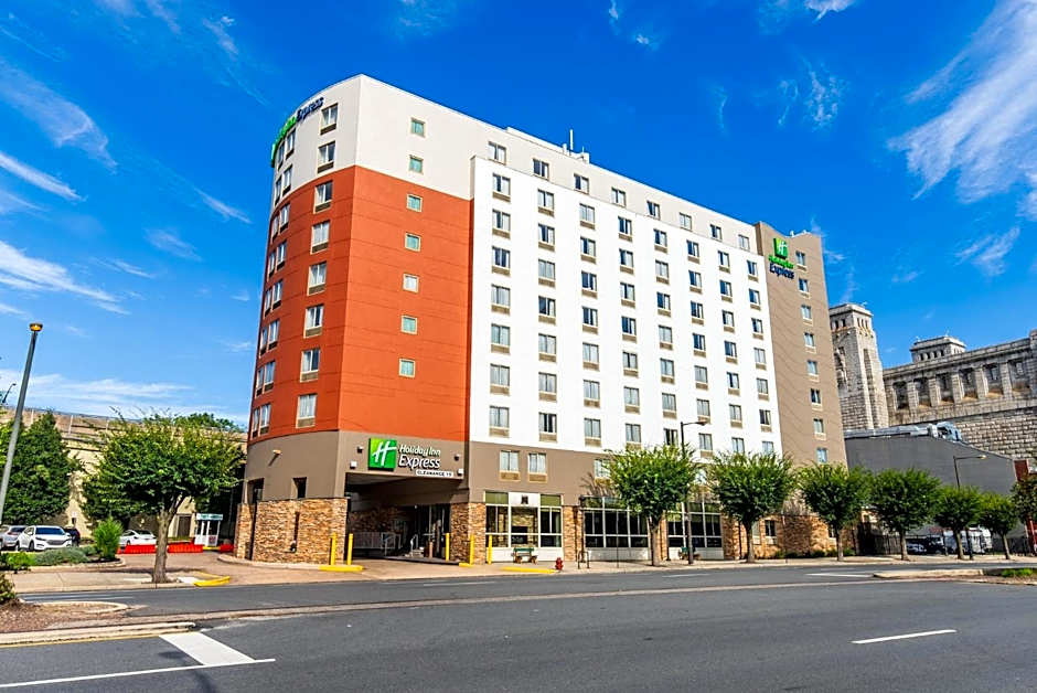 Holiday Inn Express Philadelphia Penns Landing By IHG