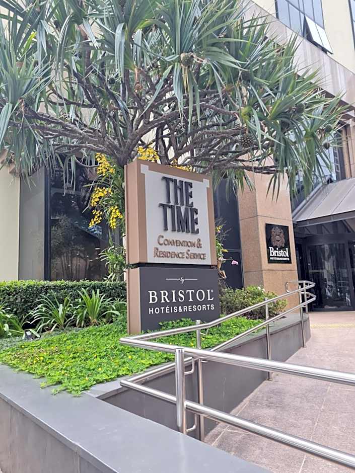 The Time Flat - Berrini - 200 metros do WTC