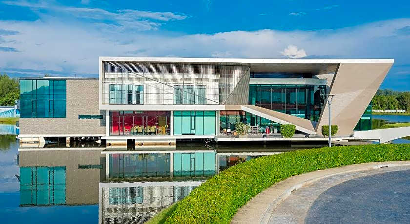 Wyndham Phuket Airport