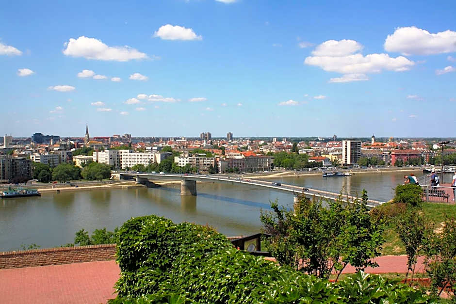 Garni Hotel Leopold I