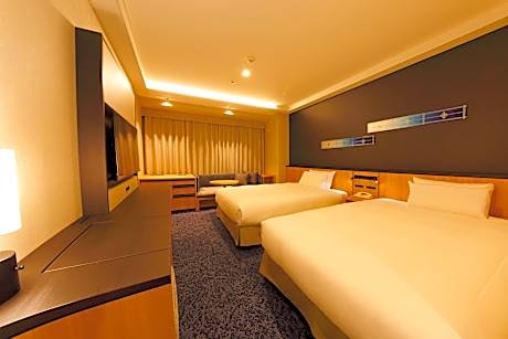 Deluxe Twin Room with Extrabed - Non-Smoking-2025Renovated