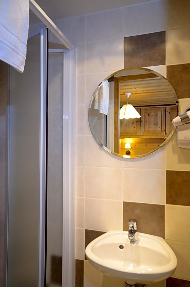 Chalet Hotel La Tarine